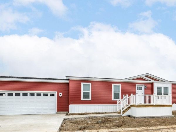 27484 Oregon Road, Perrysburg, OH 43551