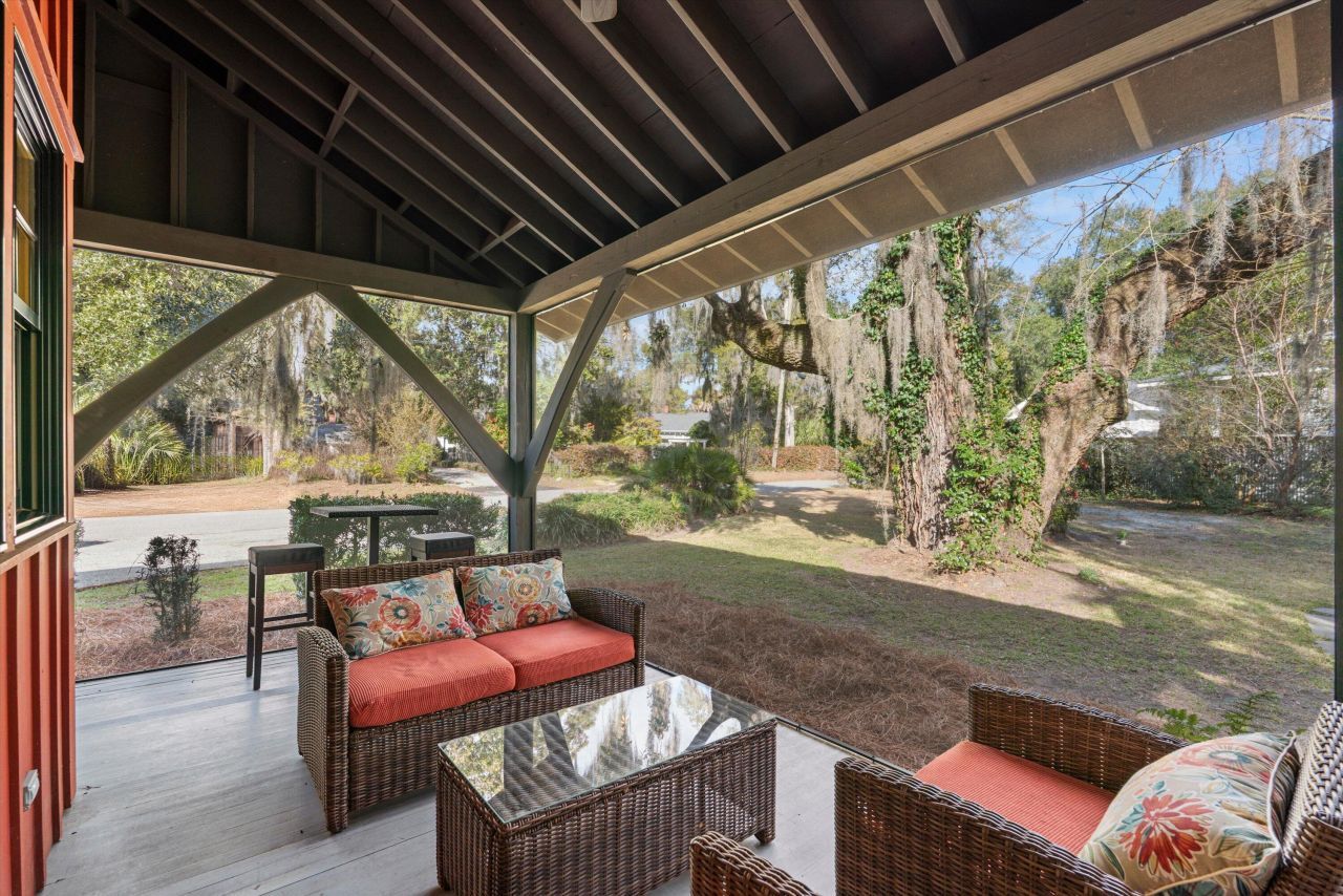 2302 Stuart Street Photo 33