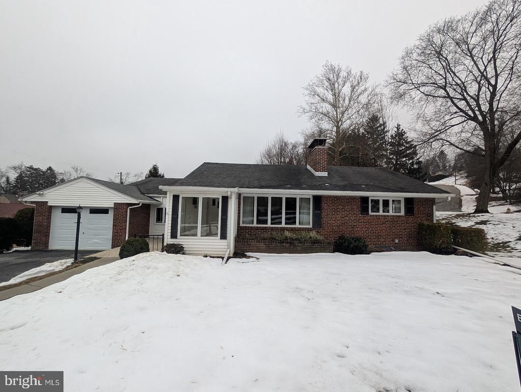 910 Fourth Street, New Cumberland, PA 17070 Main Photo