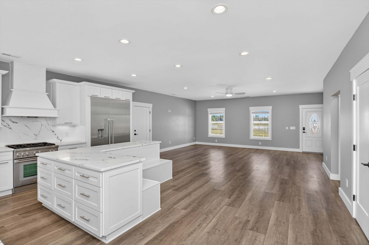 7356 Johnson Shortcut Road Photo 17