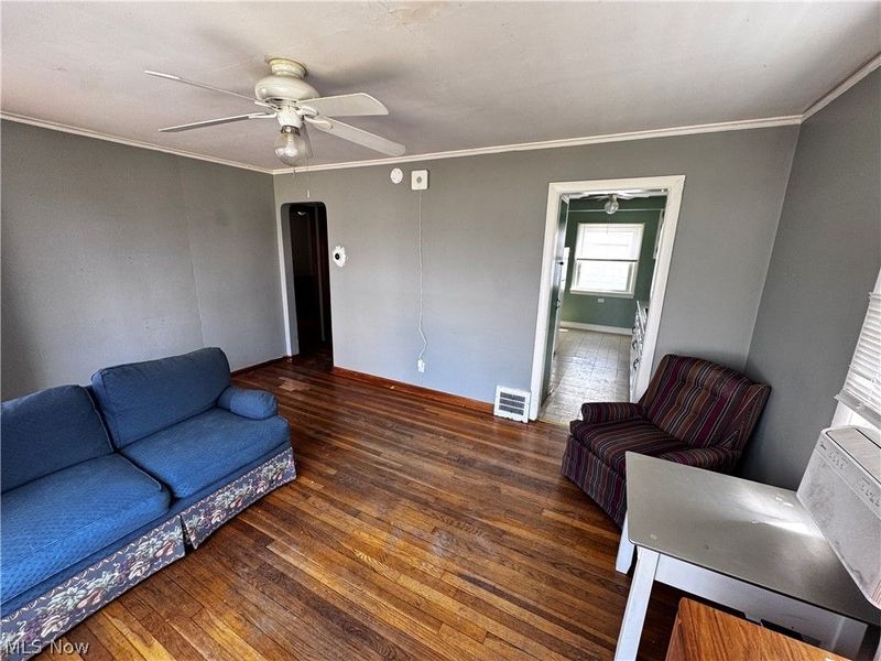 541 Helper Drive, Bedford, OH 44146 Photo 8