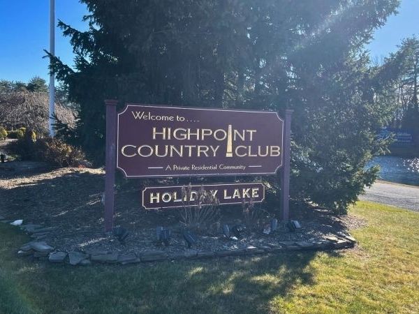 306 Lake Shore South, Montague, NJ 07827