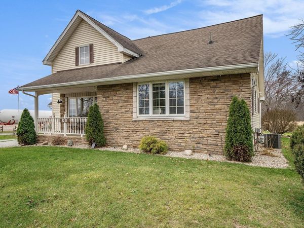 3231 Sycamore Road, Walkerton, IN 46574