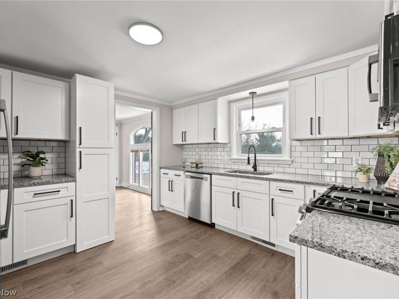 2353 Longlynn Street SW, Massillon, OH 44646 Photo 19