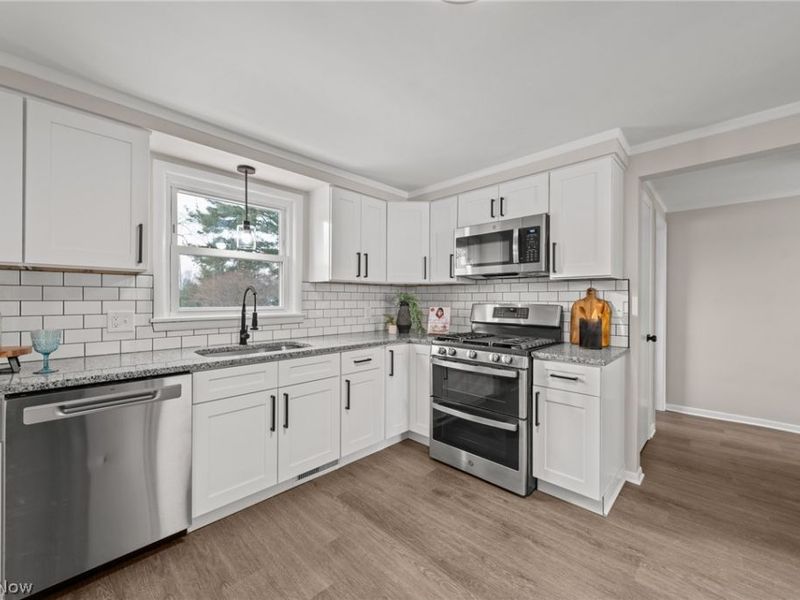 2353 Longlynn Street SW, Massillon, OH 44646 Photo 20