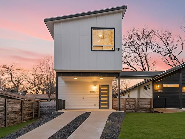 1130 Spur ST, Unit A, Austin, TX 78721