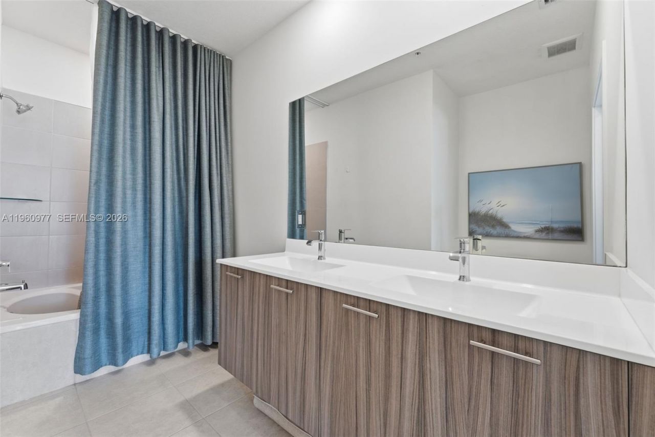 8301 NW 41st St, Unit B-407, Doral, FL 33166 Photo