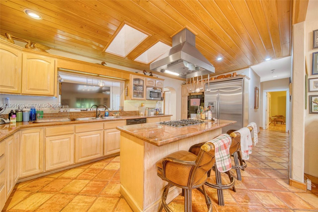 8001 SW 133rd St, Pinecrest, FL 33156 Photo