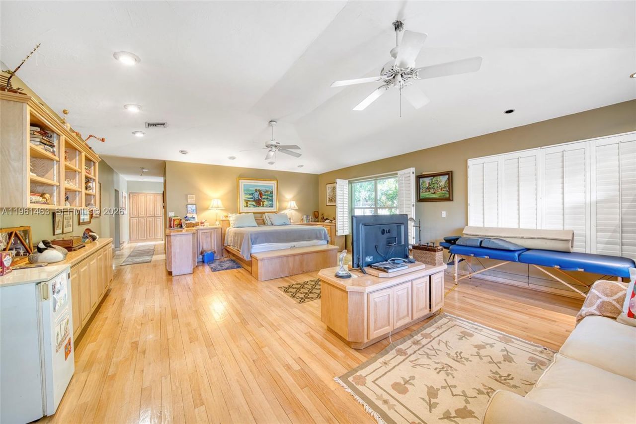 8001 SW 133rd St, Pinecrest, FL 33156 Photo