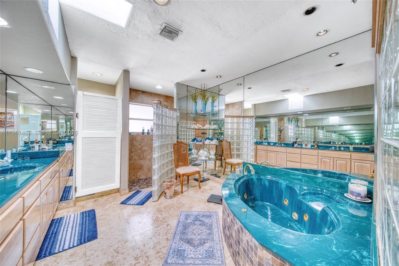 8001 SW 133rd St, Pinecrest, FL 33156 Photo