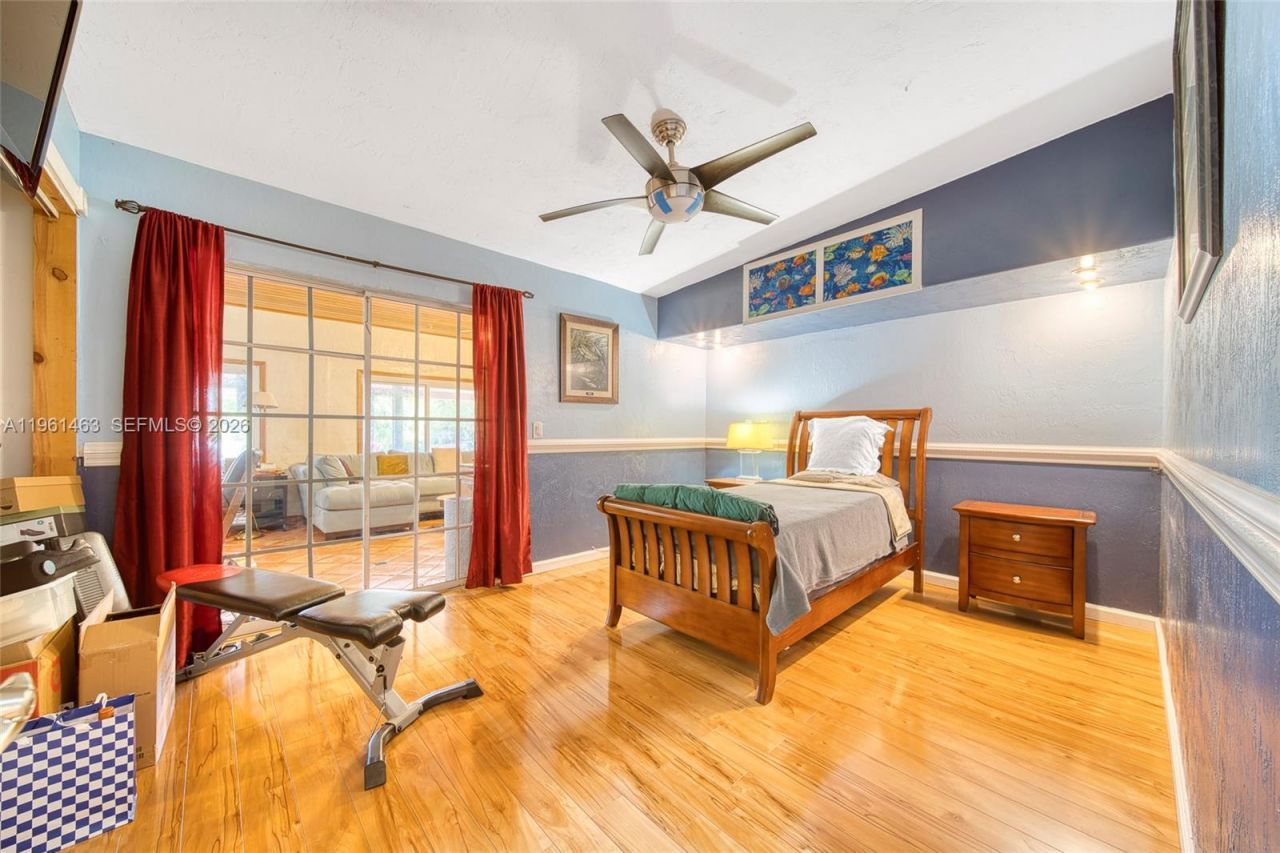 8001 SW 133rd St, Pinecrest, FL 33156 Photo