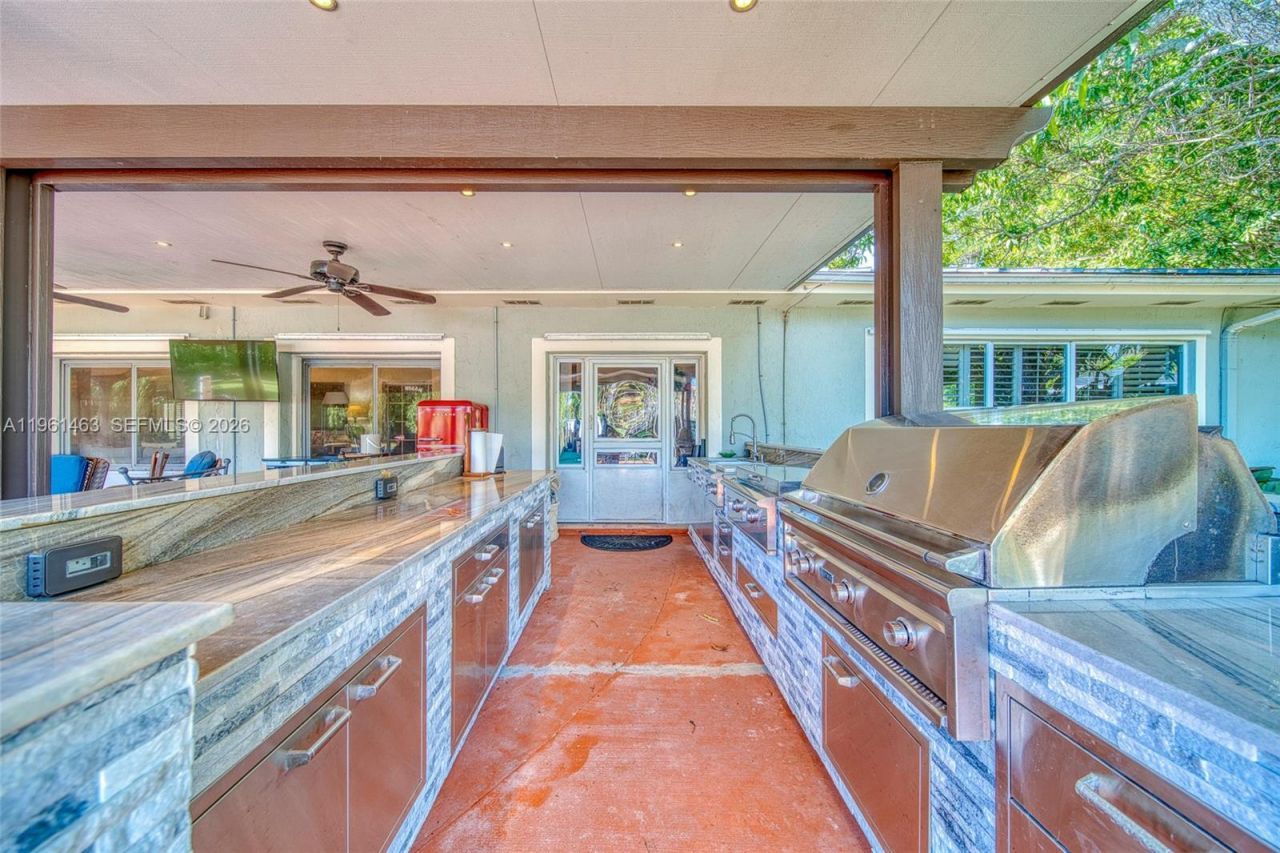 8001 SW 133rd St, Pinecrest, FL 33156 Photo