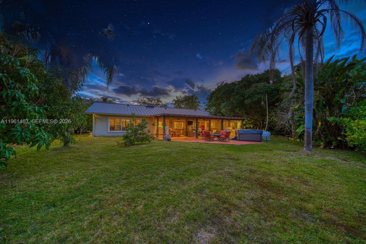 8001 SW 133rd St, Pinecrest, FL 33156 Photo