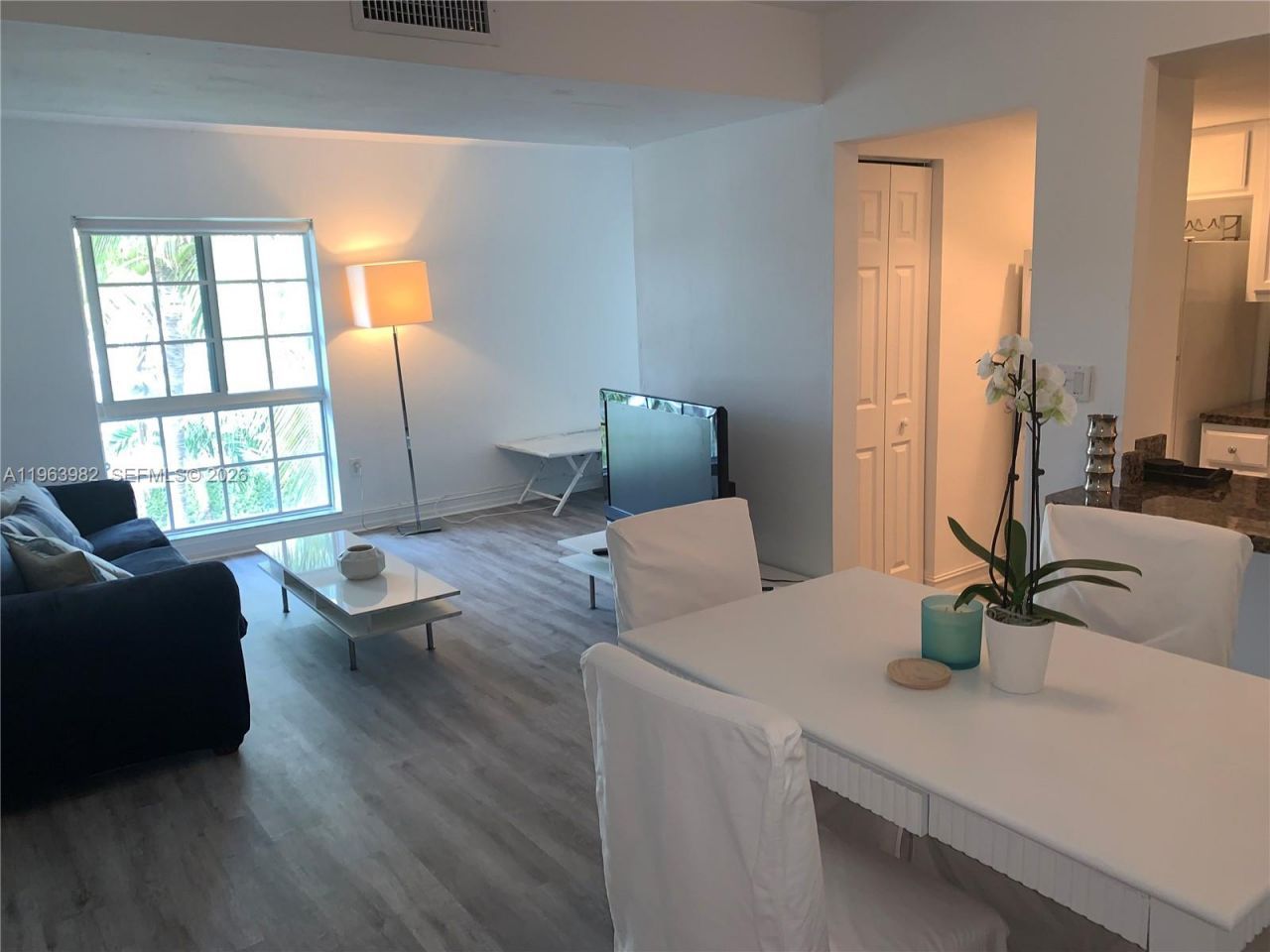 290 Sunrise Dr, Unit 304, Key Biscayne, FL 33149 Photo