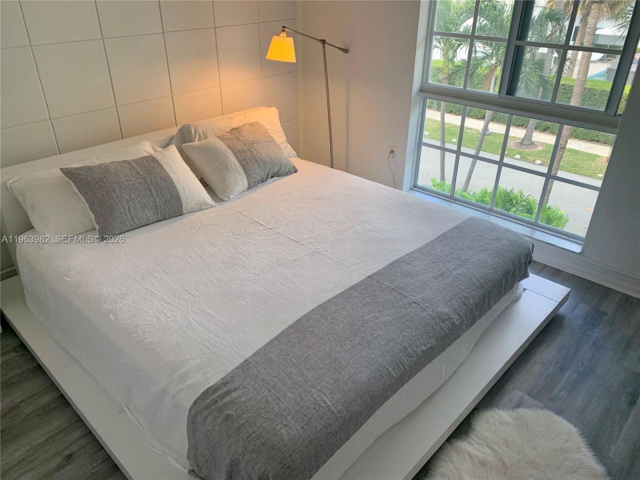 290 Sunrise Dr, Unit 304, Key Biscayne, FL 33149 Photo