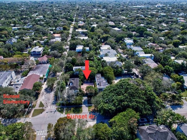 5210 SW 72 st, Miami, FL 33143