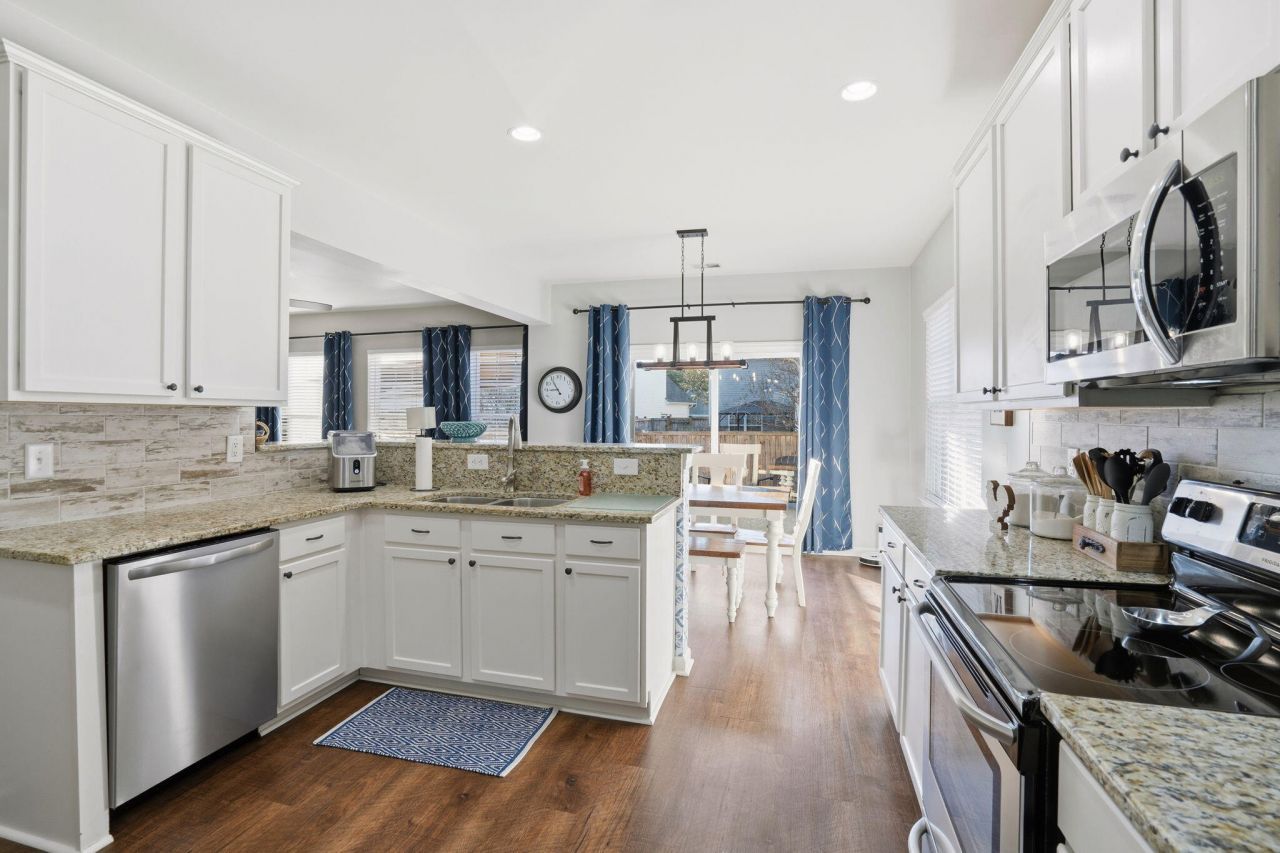 9604 N Carousel Circle Photo 10