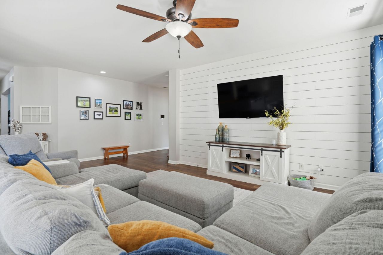 9604 N Carousel Circle Photo 18