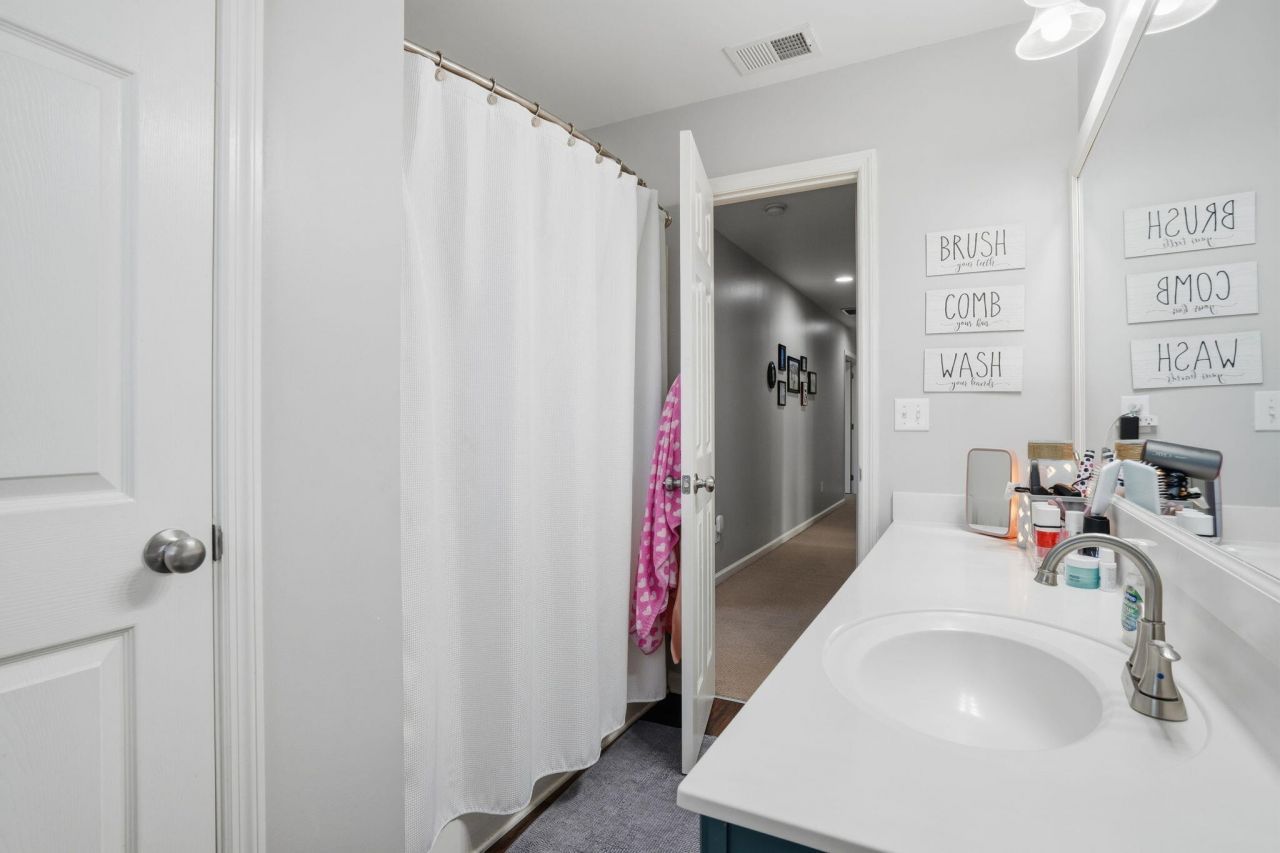 9604 N Carousel Circle Photo 40