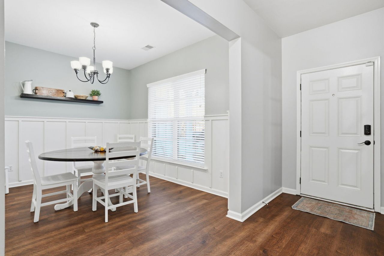 9604 N Carousel Circle Photo 8