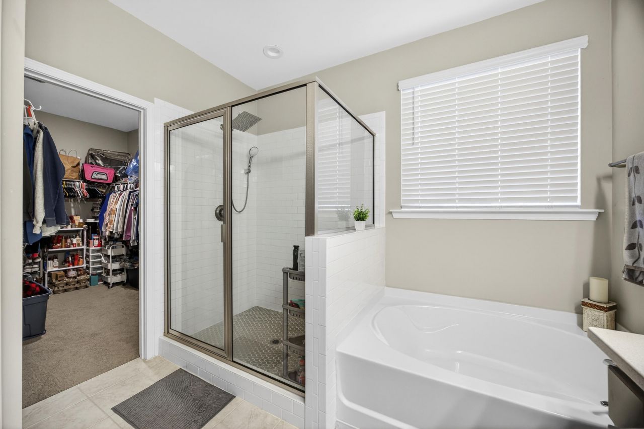 689 W Butternut Road Photo 24