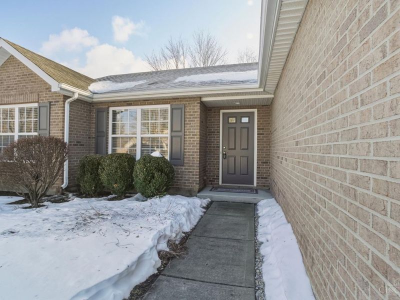 316 Wellington Court, Monroe, OH 45050 Photo 3