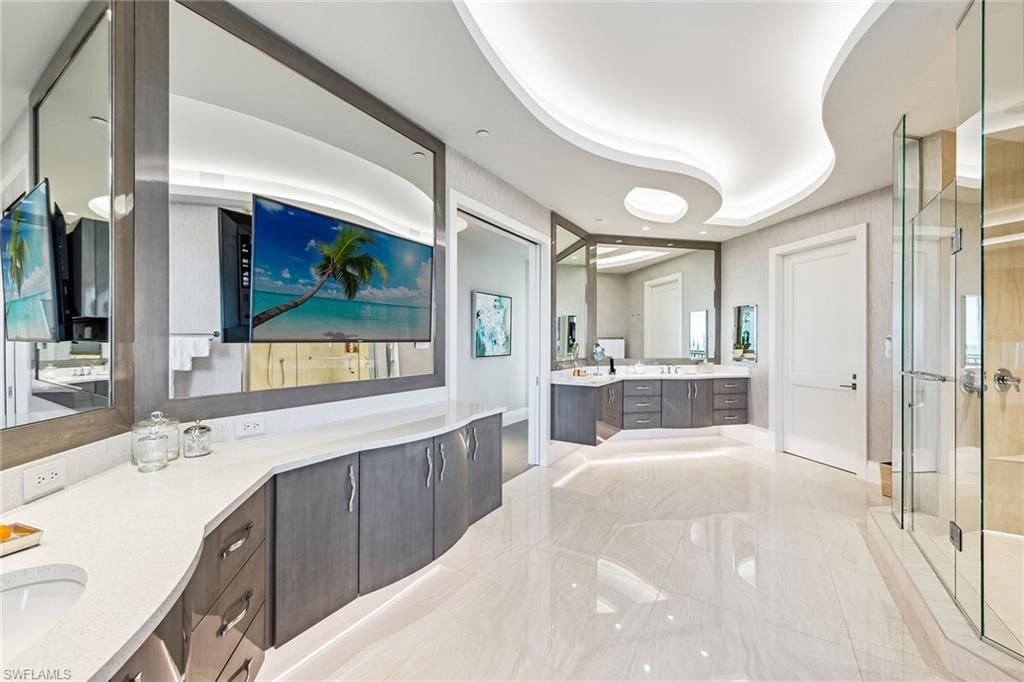 13665 Vanderbilt Dr, Unit PH-1102, Naples, FL 34110 Photo