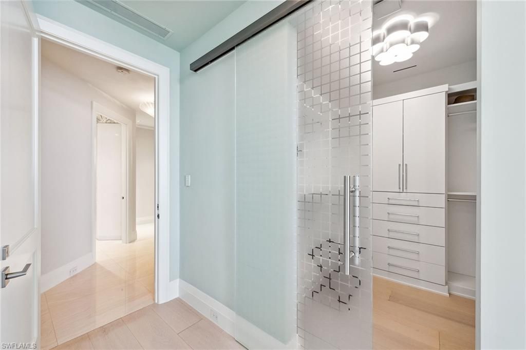 13665 Vanderbilt Dr, Unit PH-1102, Naples, FL 34110 Photo