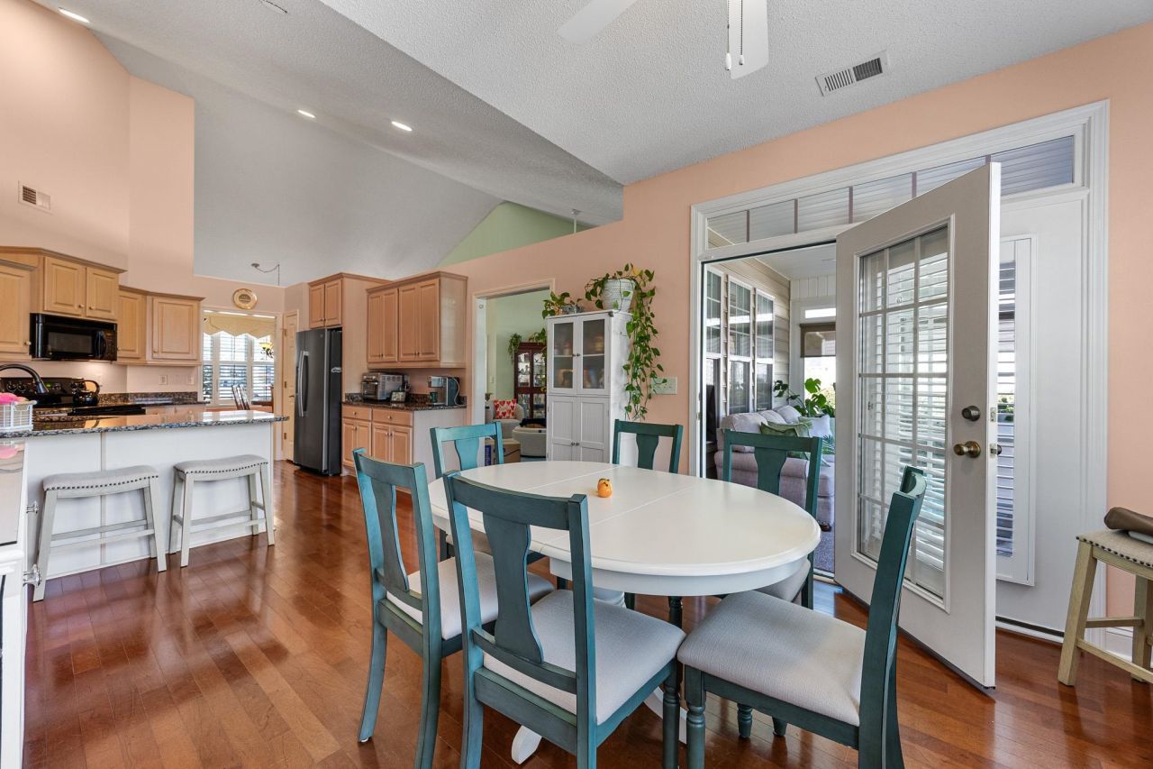 1011 Rudder Ct.  Photo 17