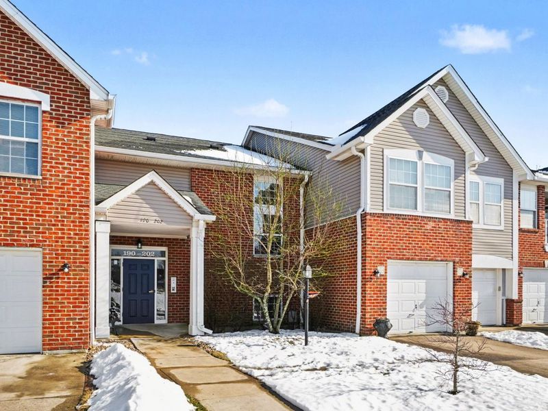 198 Langshire Court, Unit 13, Florence, KY 41042 Photo 2