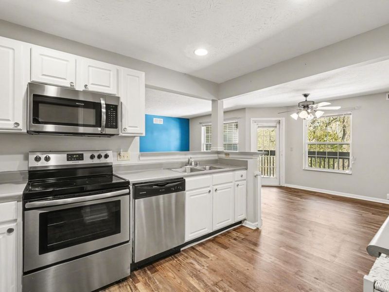 198 Langshire Court, Unit 13, Florence, KY 41042 Photo 5