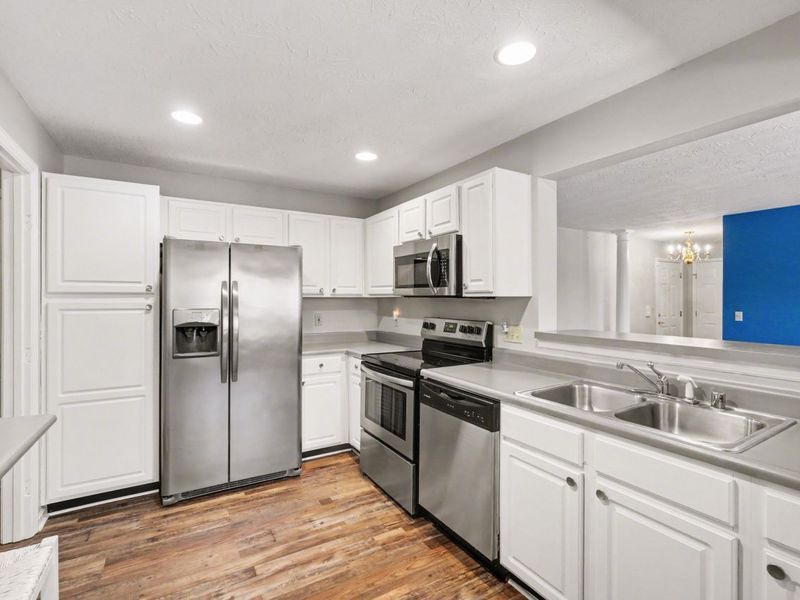 198 Langshire Court, Unit 13, Florence, KY 41042 Photo 6