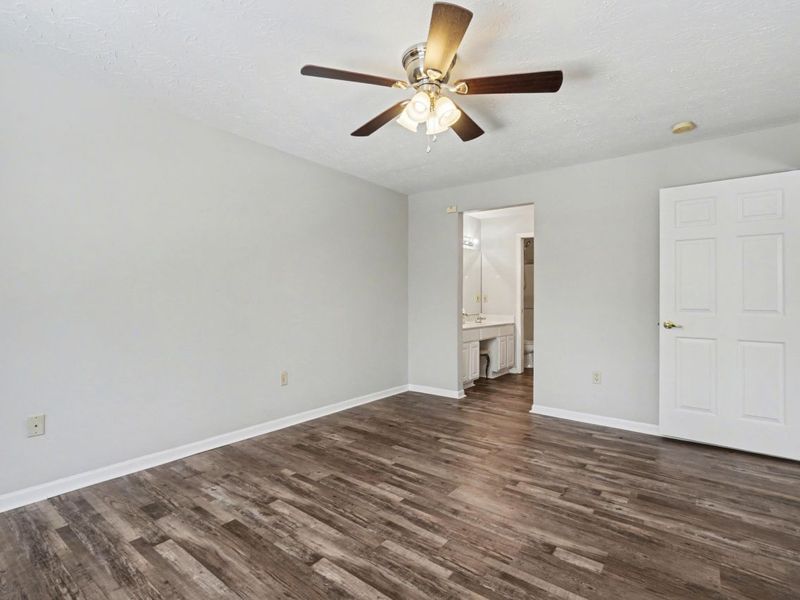 198 Langshire Court, Unit 13, Florence, KY 41042 Photo 9