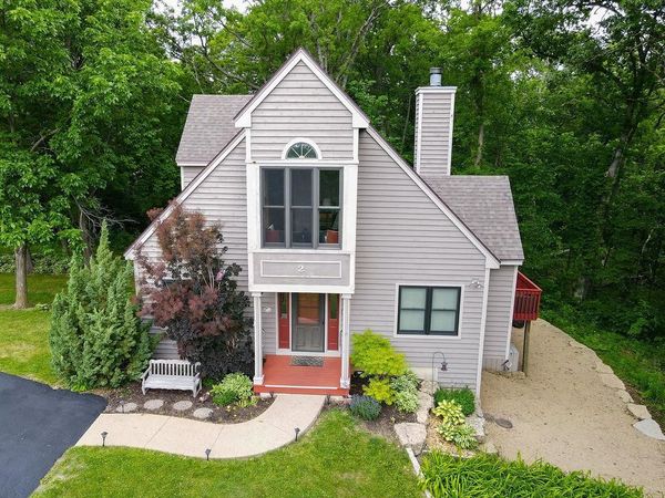 2 Briarwood Trail, GALENA, IL 61036