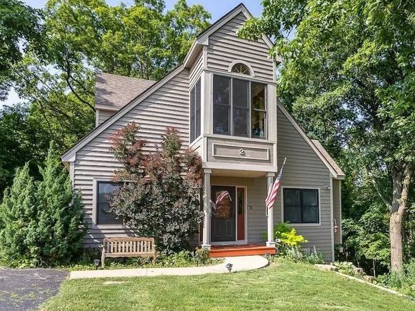 2 Briarwood Trail, GALENA, IL 61036
