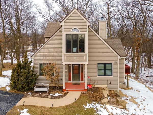 2 Briarwood Trail, GALENA, IL 61036