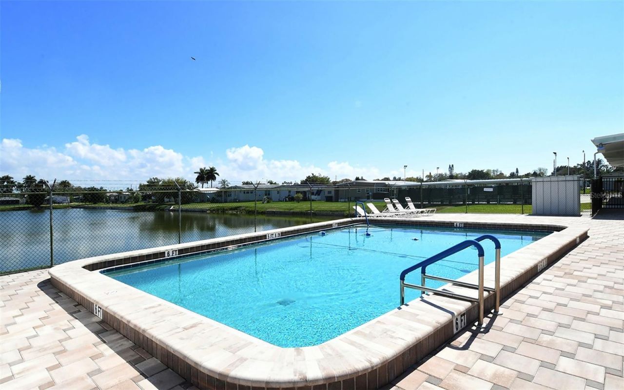 203 50th Avenue Plaza E, Bradenton, FL 34203 Photo