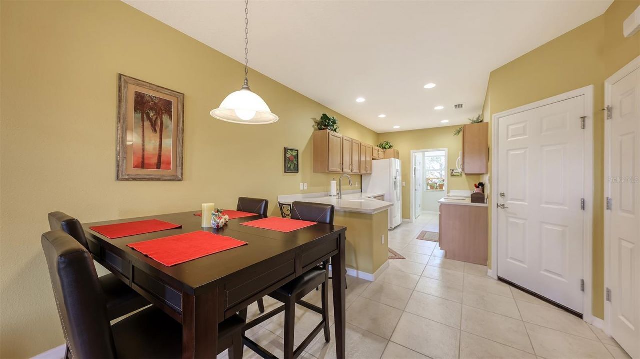 3736 82nd Avenue Circle E, Unit 103, Sarasota, FL 34243 Photo