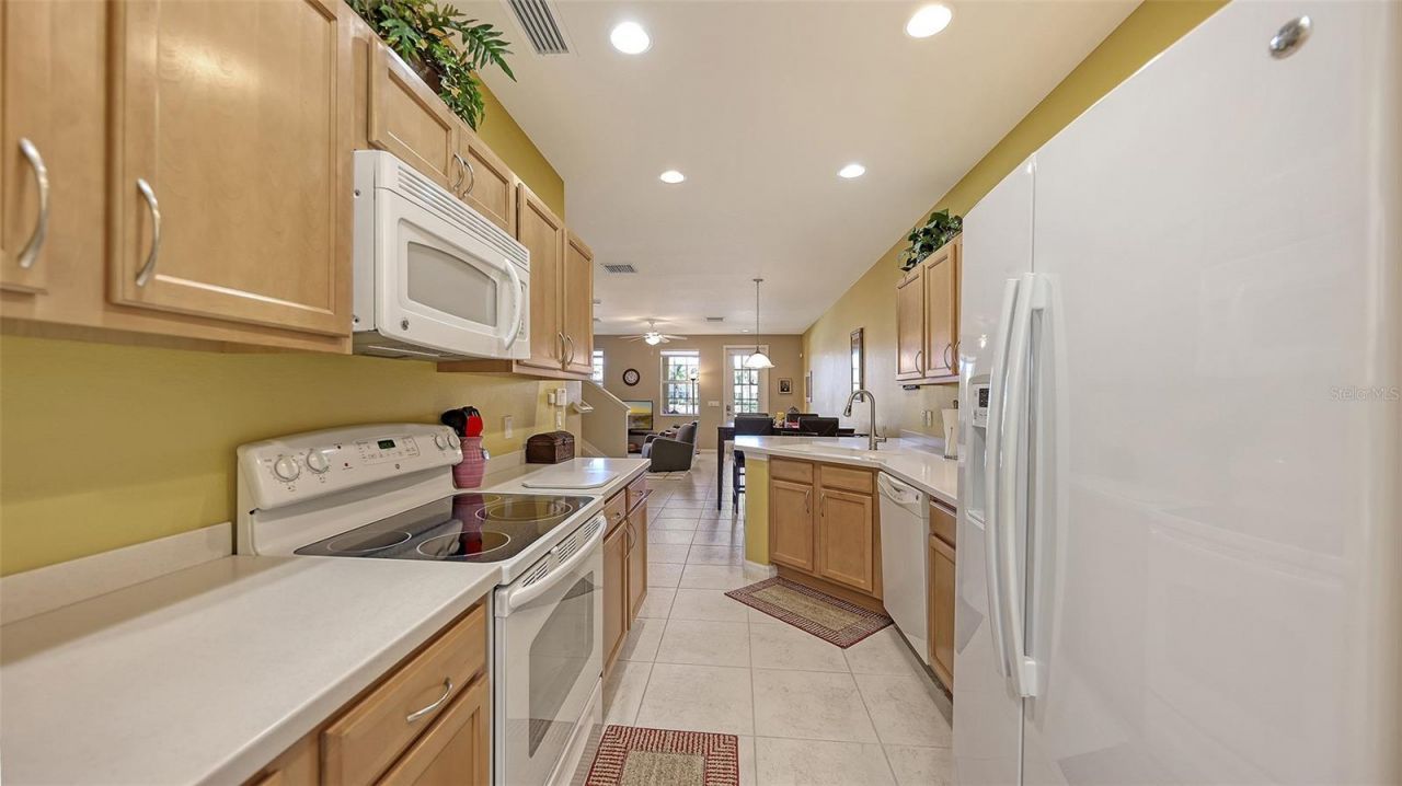 3736 82nd Avenue Circle E, Unit 103, Sarasota, FL 34243 Photo