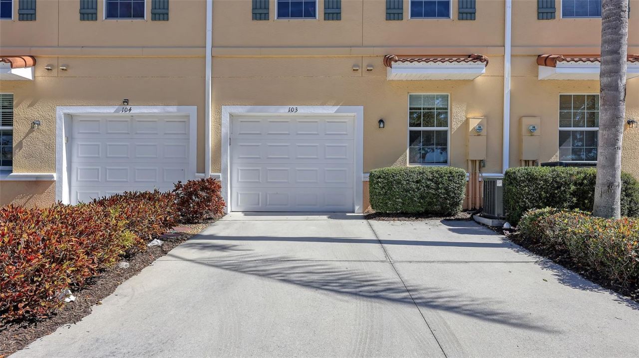 3736 82nd Avenue Circle E, Unit 103, Sarasota, FL 34243 Photo