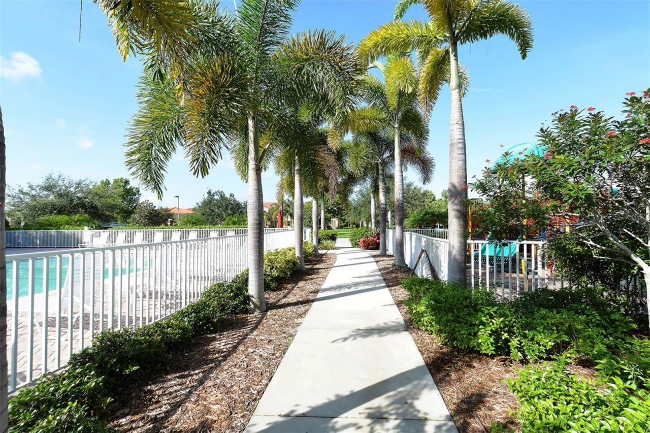 3736 82nd Avenue Circle E, Unit 103, Sarasota, FL 34243 Photo