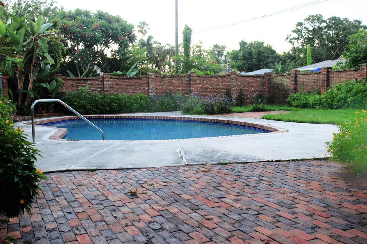 2910 11th Avenue N, Saint Petersburg, FL 33713 Photo