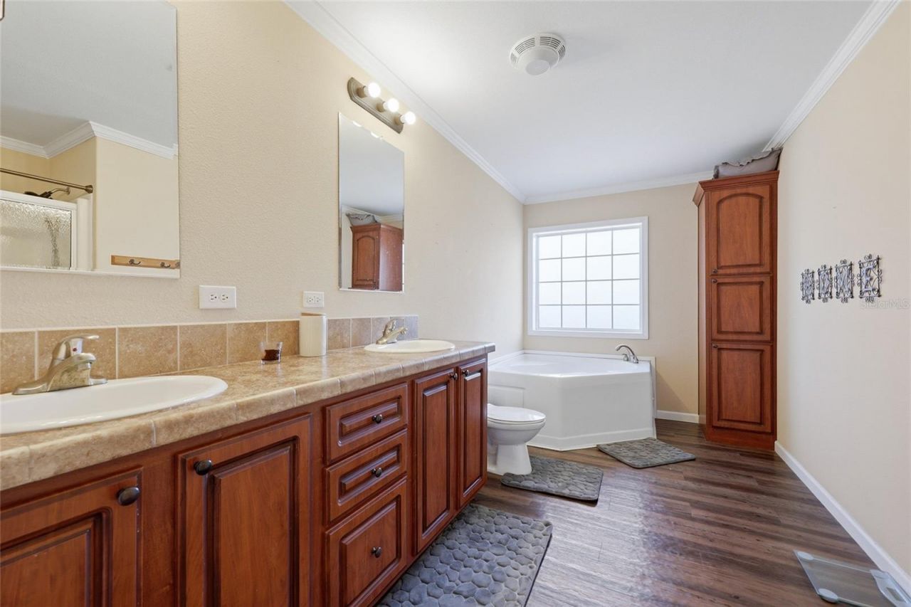 2400 NW 5th Street, Bell, FL 32619 Photo