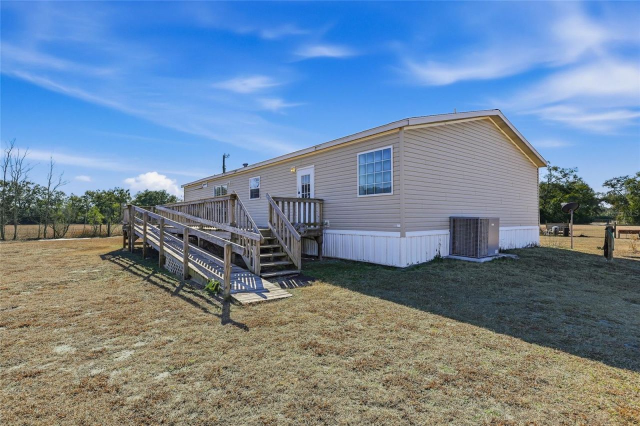 2400 NW 5th Street, Bell, FL 32619 Photo