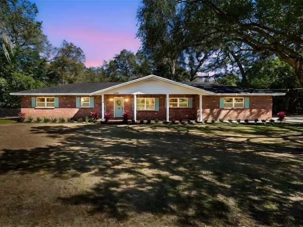 12105 N 53RD STREET, TEMPLE TERRACE, FL 33617