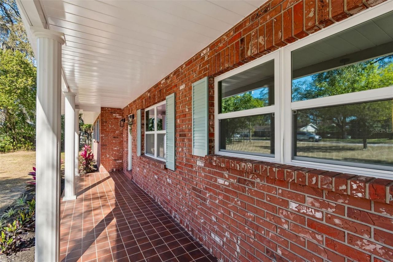 12105 N 53rd Street, Temple Terrace, FL 33617 Photo