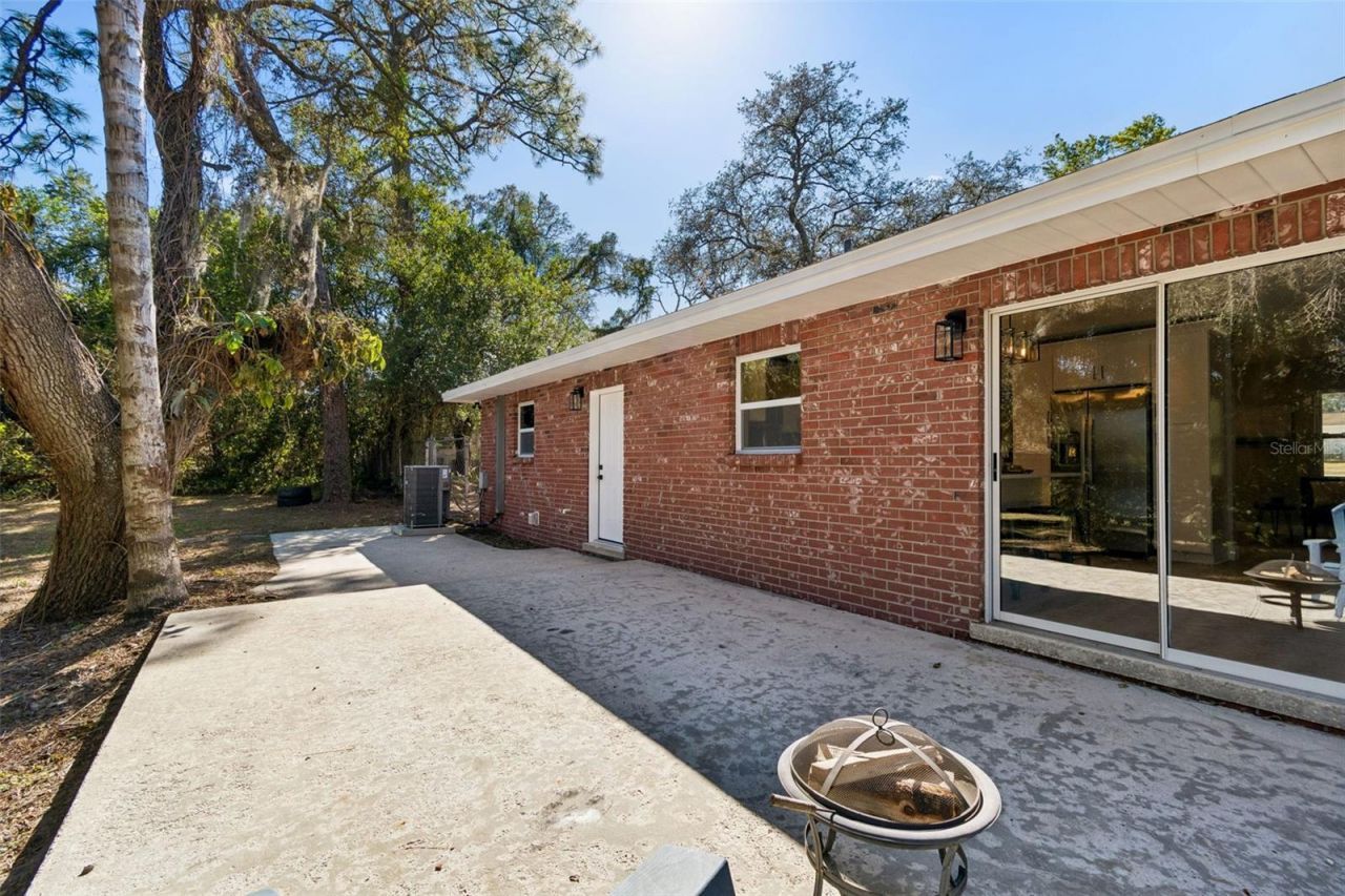 12105 N 53rd Street, Temple Terrace, FL 33617 Photo