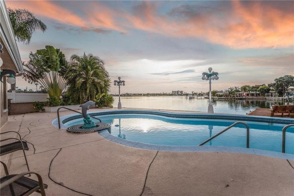 7985 4th Avenue S, Saint Petersburg, FL 33707 Photo