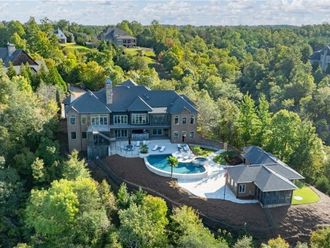 1231 Diamond Point Circle Tuscaloosa, AL 35406