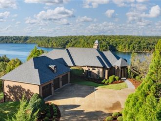 1231 Diamond Point Circle Tuscaloosa, AL 35406
